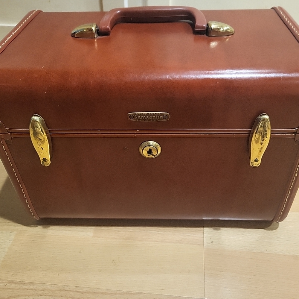 Vintage Samsonite 4612 Travel Train Makeup Case